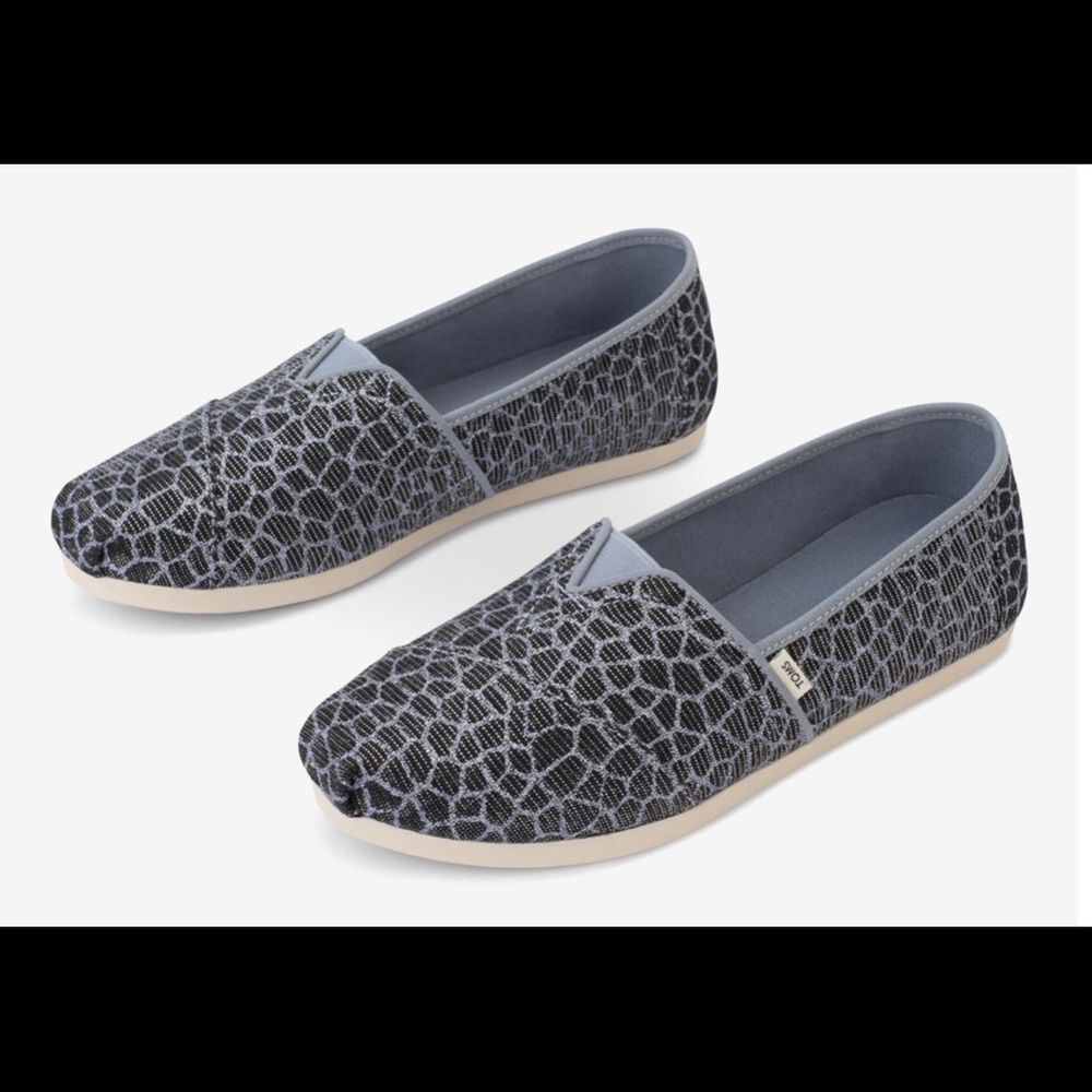 TOMS Animal Alpargata - Giraffe in Citadel Blue